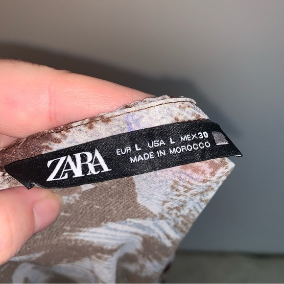 Zara Cold Shoulder Printed Top L - Picture 4 of 9